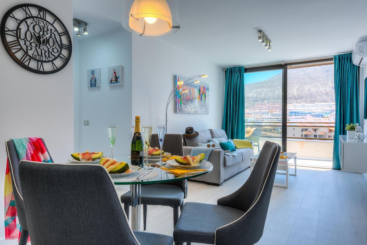 Modern Apartment Los Cristianos Center Экстерьер фото