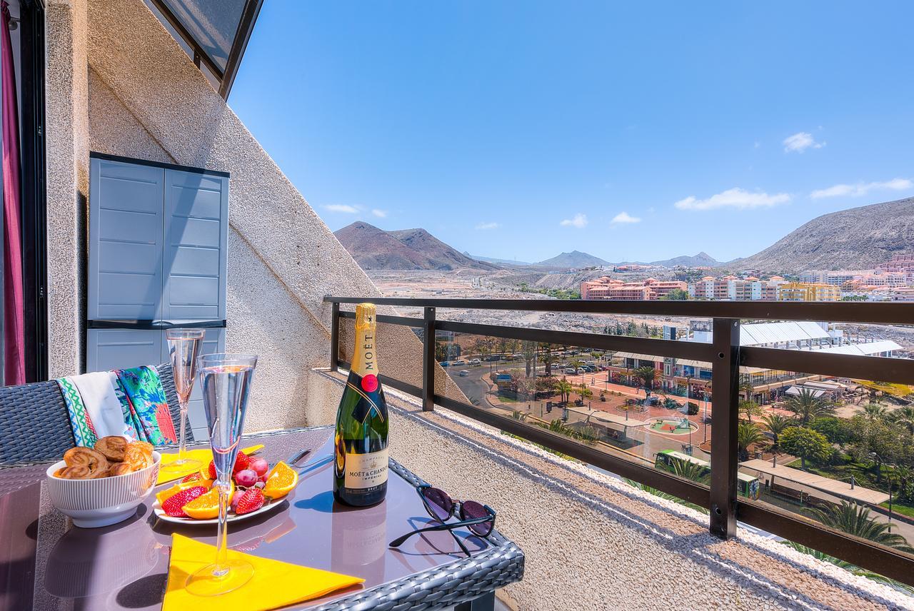 Modern Apartment Los Cristianos Center Экстерьер фото