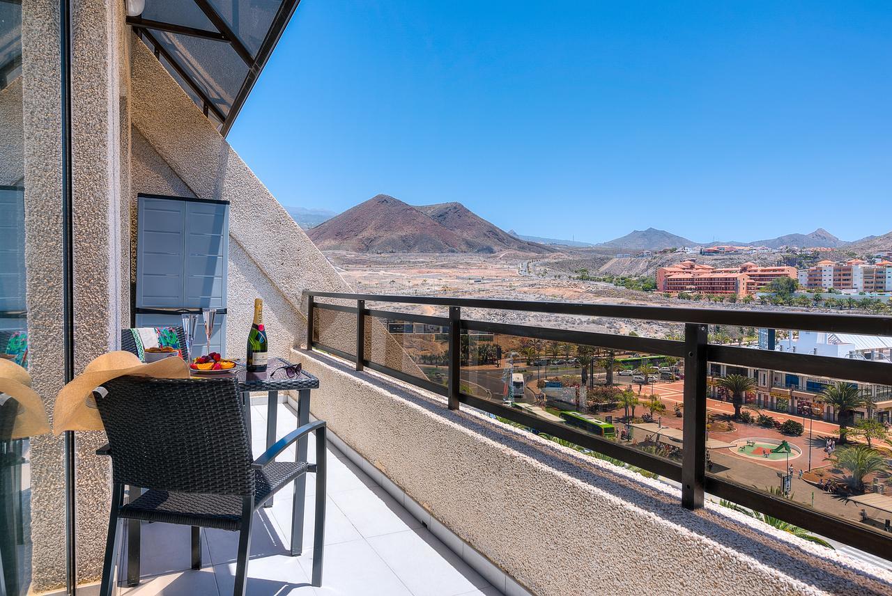 Modern Apartment Los Cristianos Center Экстерьер фото