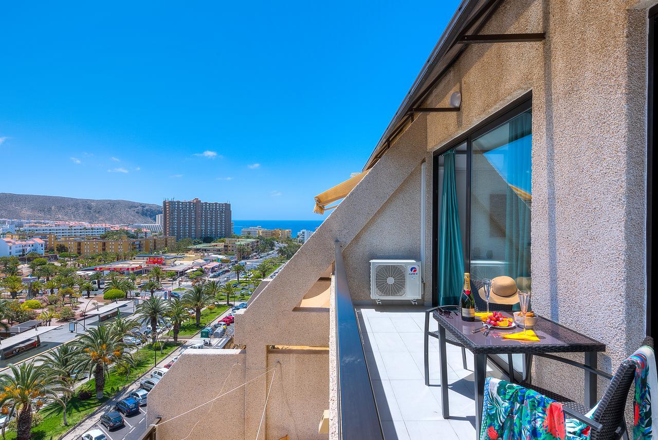 Modern Apartment Los Cristianos Center Экстерьер фото