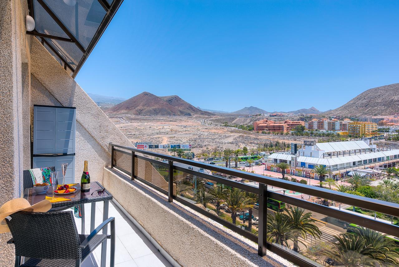 Modern Apartment Los Cristianos Center Экстерьер фото