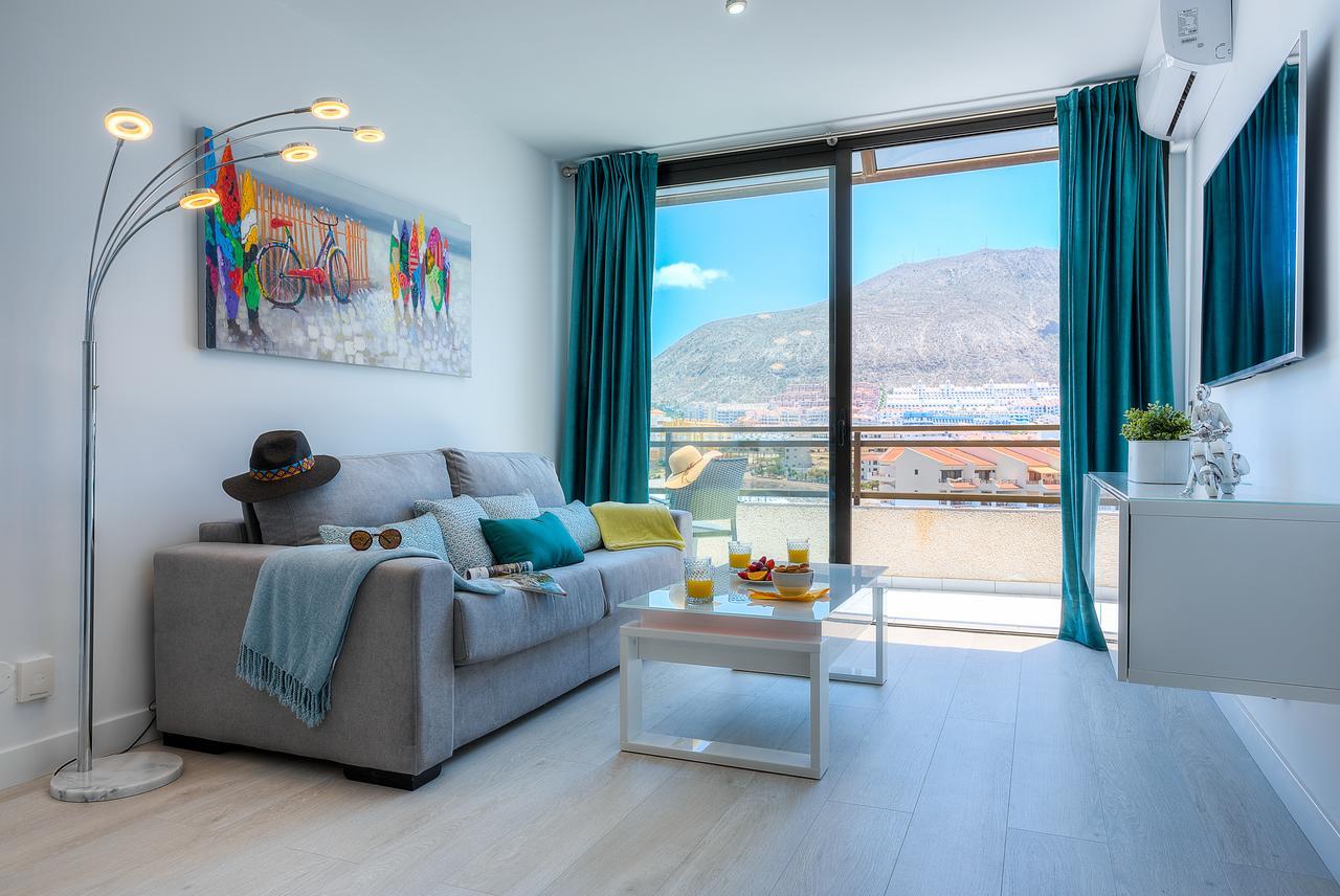 Modern Apartment Los Cristianos Center Экстерьер фото